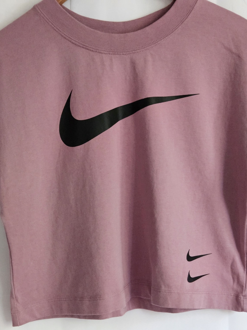 Nike Women’s Triple Swoosh Crop Tee - Mauve - Small - Picture 2 of 10